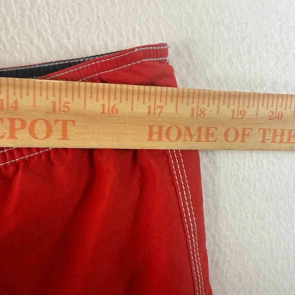 Tommy Hilfiger Swim Trunks Mens Medium Cargo Mesh Lined Red‎ Board Shorts